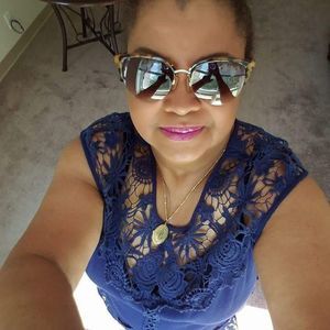 Meet your Posher, Juana
